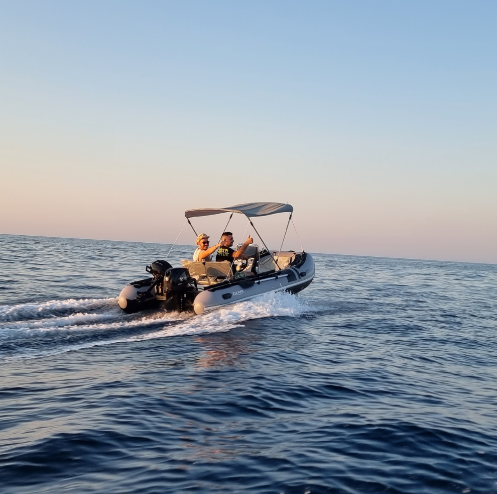 chartering a boat crete